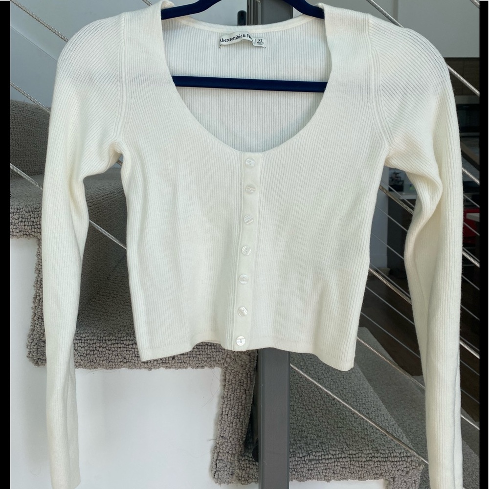 Abercrombie & fitch sweater